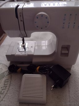 ŠICÍ STROJ TESCO - 3