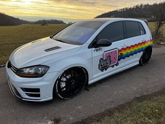 Volkswagen Golf 7R - 3