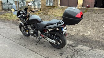 Honda Hornet S 600 - 3