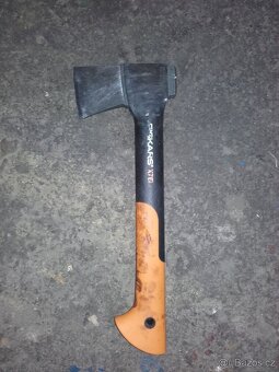 Sekera fiskars X7 - 3