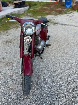 Jawa 250/559 - 3