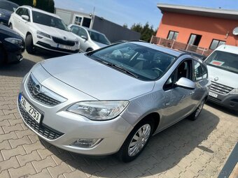OPEL ASTRA J 1.7CDTI 2010ROK - 3