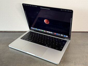Macbook Pro 14'' 2021 / M1 Pro / 16GB / 512GB SSD - DPH - 3