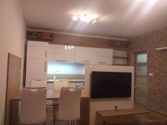 Prodej bytu 3+kk 70 m², Bozděchova, Hradec Králové - 3