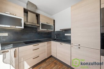 Pronájem bytu 2+kk, ul. Družstevní, Velké Meziříčí - 3