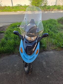 Skútr Kymco Dink 150LX - 3