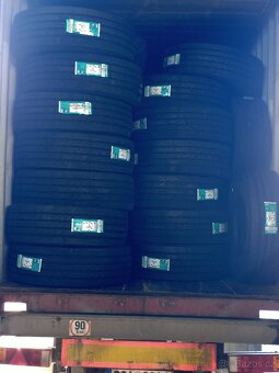 Nákladní pneu. Landspider HT700 385/65 R22,5 - 3