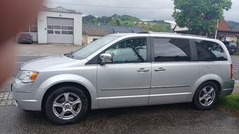Chrysler Grand Voyager 2.8 CRD LIMITED, TOP STAV - 3