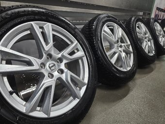 Zimní alu kola Volvo XC40 R18 - 3