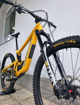 Horské kolo Santa Cruz Bronson 4.1 CC 2023 Mullet - 3