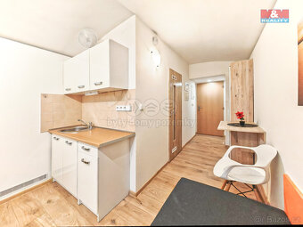 Pronájem bytu 1+kk, 13 m², Hradec Králové, ul. Pražská třída - 3