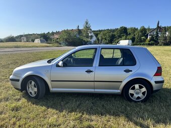 Volkswagen Golf - 3