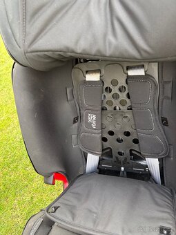 Britax Römer ADVANSAFIX IV R Cosmos Black Premium Line - 3