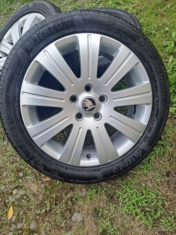 Alu kola 5x112 originál Škoda Superb, Octavia 225/45 R17 - 3