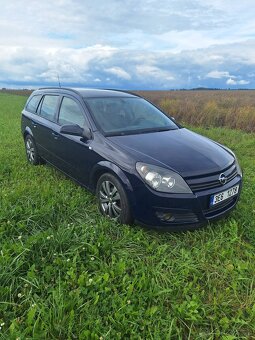 Opel Astra H caravan 1.6 77kw - 3