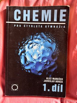 Učebnice biologie a chemie - 3