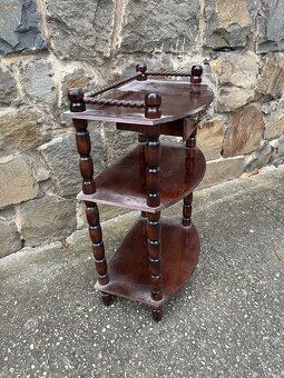 Retro skříňka - 3