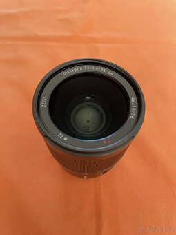 Objektiv Sony FE 35mm f/1.4 ZA - 3