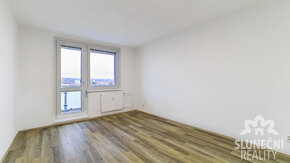 Pronájem zrekonstruovaného bytu 1+kk s balkonem, 27 m², Uher - 3