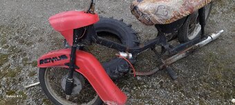 Jawa pionyr - 3