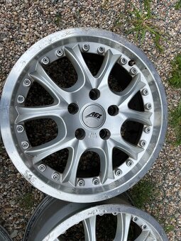 4x litá kola 5x114 R16 - 3