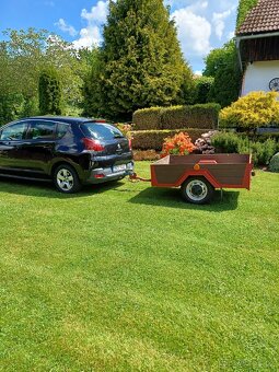 Přívěsný vozík za auto - pěkný stav, nové pneu - 3