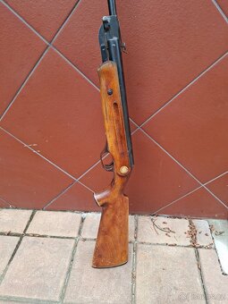 Vzduchovka Iž 22 - 3