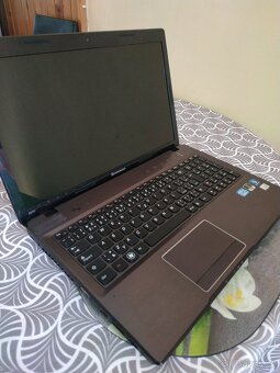 Výkonný Notebook Lenovo IdeaPad Z570 15,6 - 3