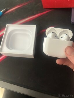 Airpods 4 (ANC) - 3