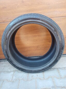 Prodám celoroční pneu 265/40R21 - 3
