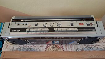 Radiomagnetofon Toshiba RT-8035, rok 1987 - 3