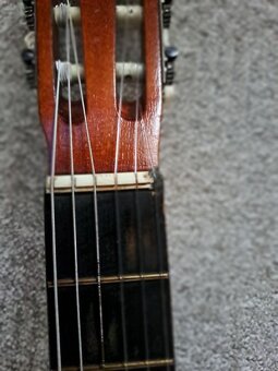 Kytara celá 4|4 zachovalý, dobrý stav - 3