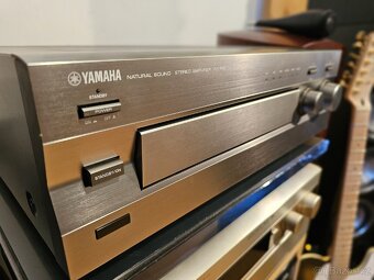 REZERVACE Vynikající a hlavnĕ zánovní zesilovač Yamaha AX596 - 3