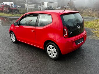 VW Up 1.0MPi, r.2013, nová stk, serviska, 2.maj. - 3