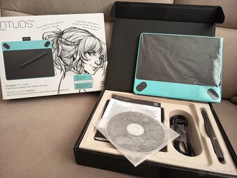 Kreslící grafický tablet Wacom CTL490 - 3