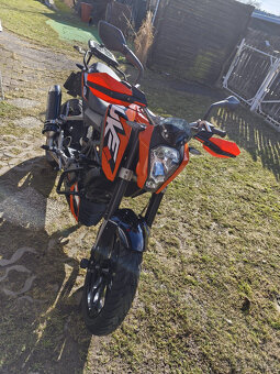 KTM Duke 200 STK do 2029 - 3