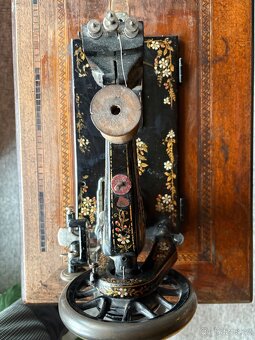 Šicí stroj The new shuttle sewing machine - 3