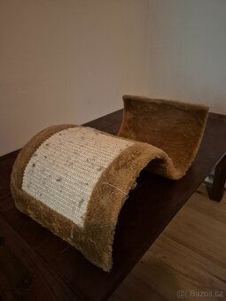 Škrabadlo pro kočky - 3