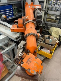 robot kuka - 3