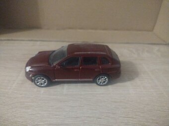 Modely aut - 3