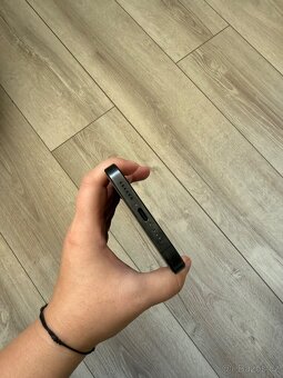 Apple iPhone 15 Pro Max 256GB - 3