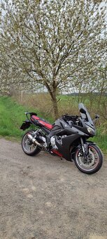 Yamaha fz1 - 3