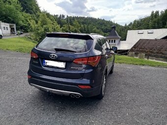 Hyundai Santa Fe - 3