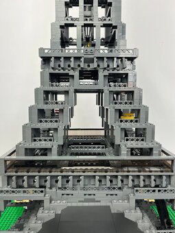 Lego 10181 Eiffel Tower 1:300 Scale - 3