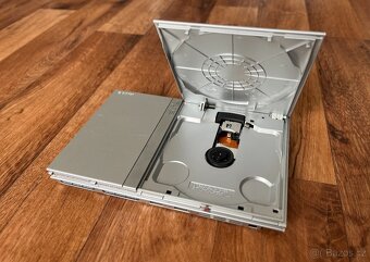 Playstation 2 Slim (SCPH-77004) Silver - 3