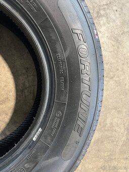 Pneumatiky Fortune 225 70R 15 C - 3
