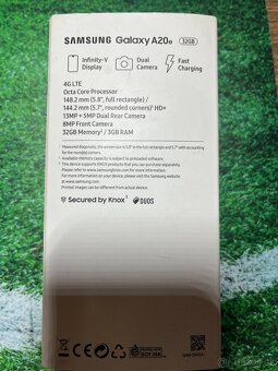 Samsung Galaxy A20e - 3