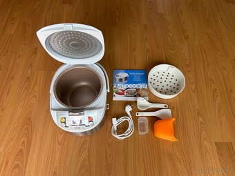 Multifunkční MULTICOOKER PHILIPS HD 3037/70 - 3