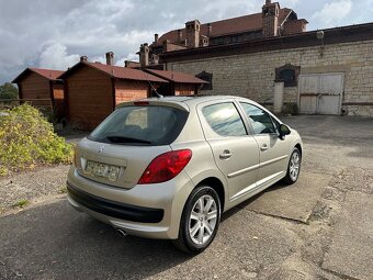 Peugeot 207 1,6i 88kw Panorama Edition - 3