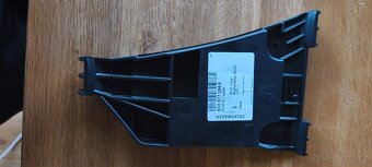 Audi S4 B5 přední boční držáky nárazníku - 3